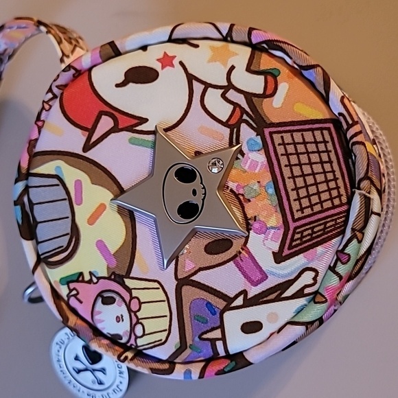 Ju-Ju-Be Tokidoki x Paci Pod - Donutella's Sweet Shop - Picture 3 of 6